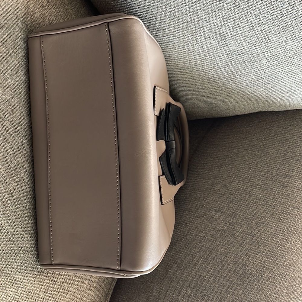 Kate Spade Handbag - Picture 2 of 5